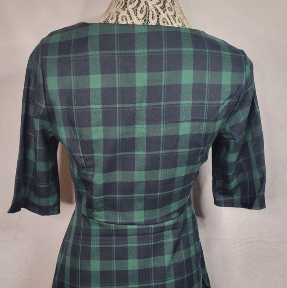 Green Plaid Three Quarters Sleeve Mini Dress - Picture 4 of 7